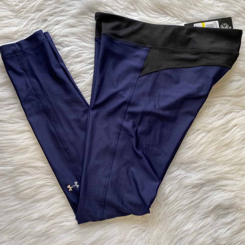 Medium Under Armour Leggings - Picture 1 of 8